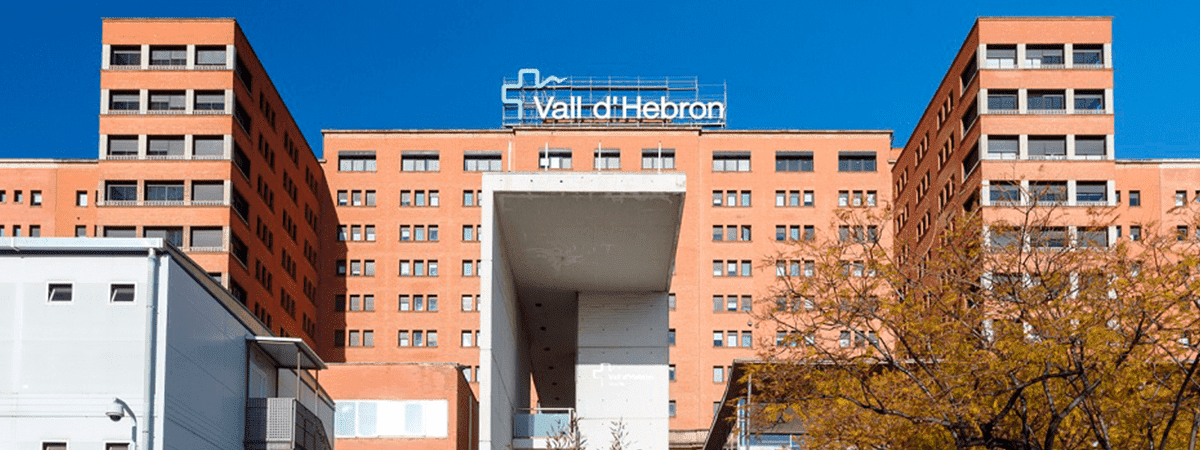 porta entrada de l'hospital Vall d'Hebron